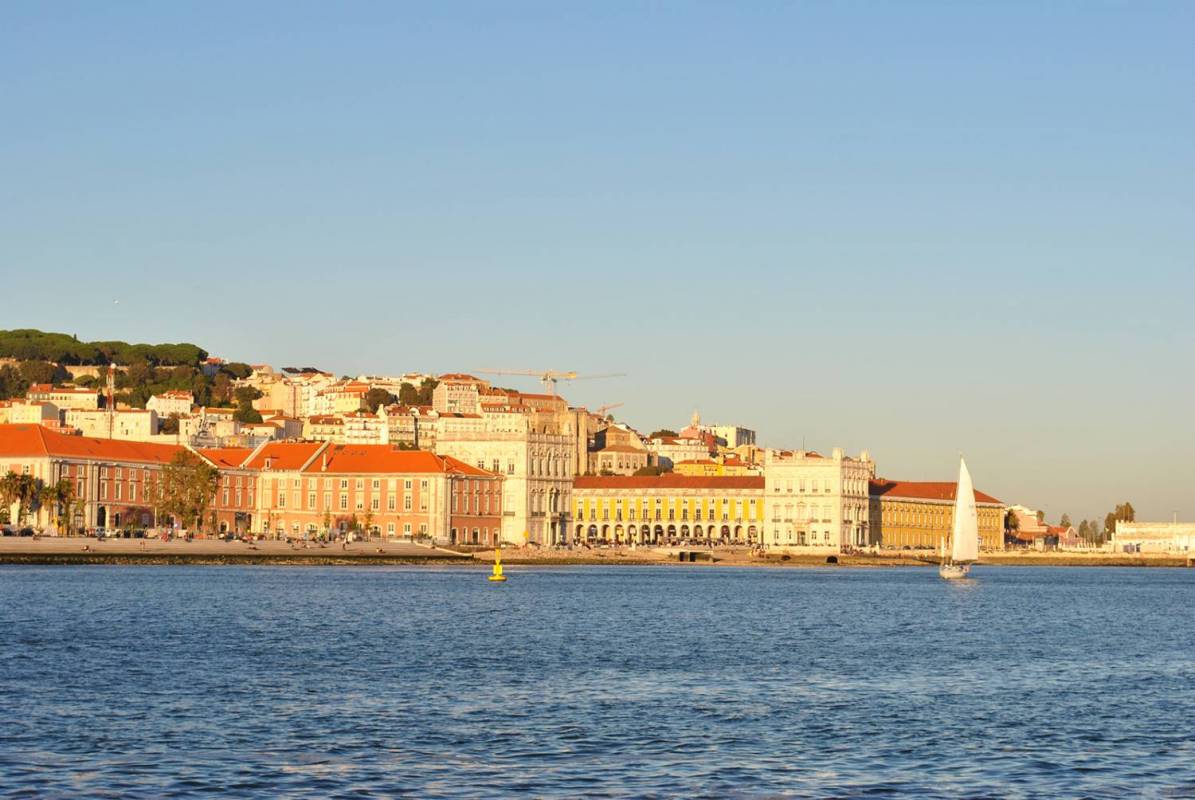 Sunset Lisbon Sailing Tour