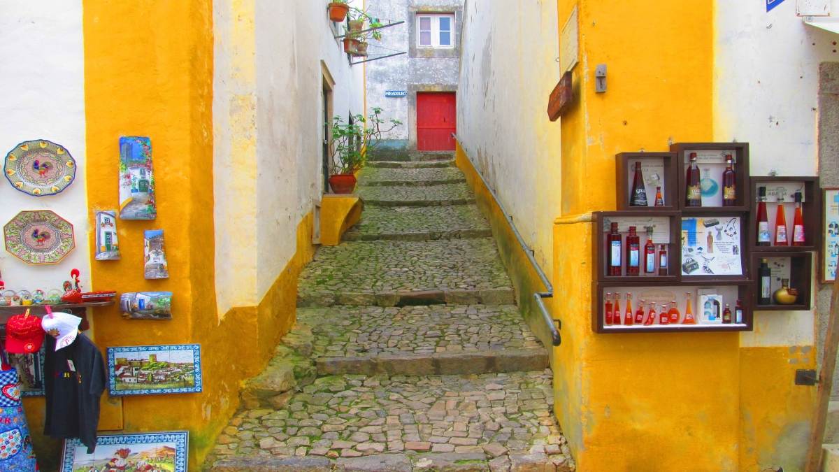 Fátima, Nazaré And Óbidos Day Trip From Lisbon