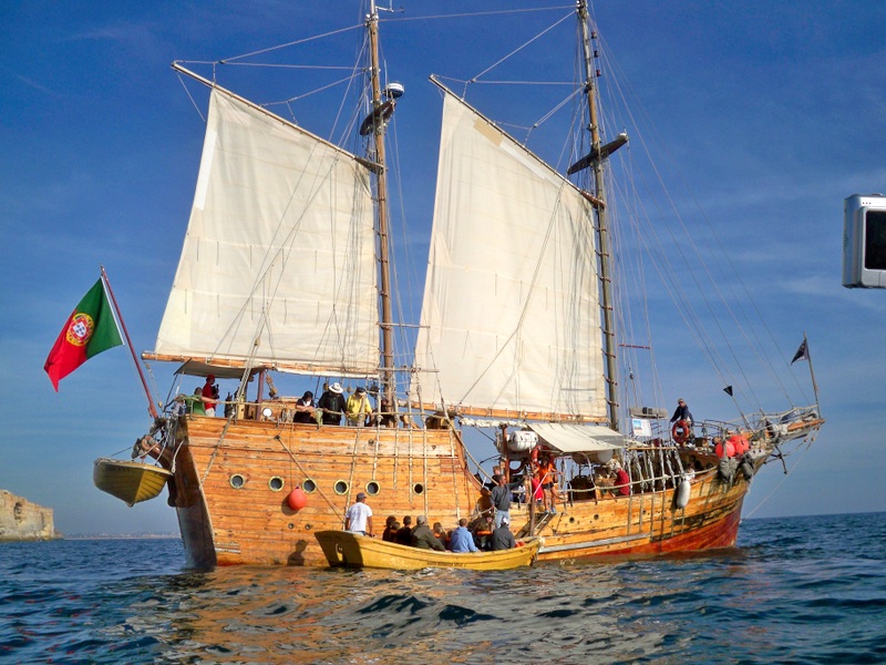Pirate Ship - Benagil Tour Portugal