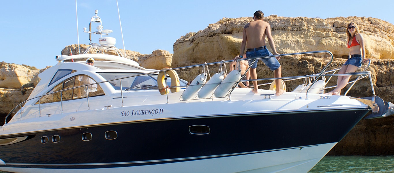 Rent a private yacht in Vilamoura