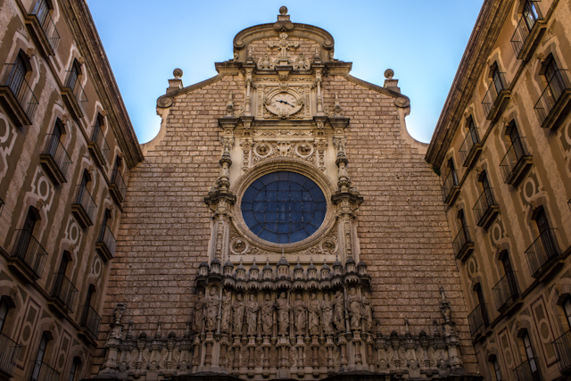 Barcelona Montserrat Portico Santuario