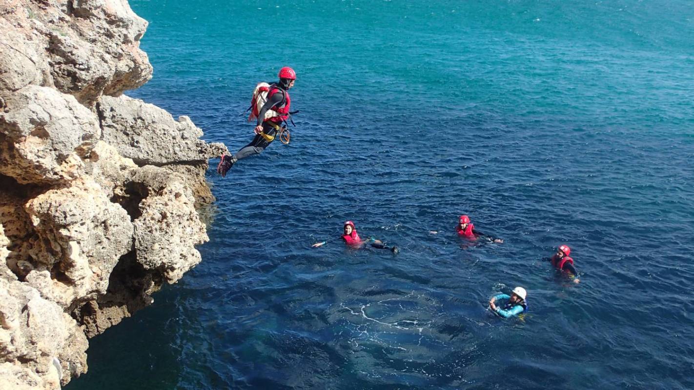 Coasteering In Arrábida