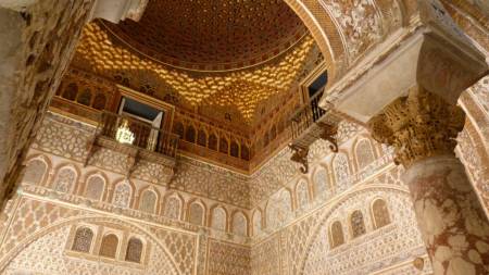 English Tour Inside The Alcazar In Small Groups – Seville, Spain