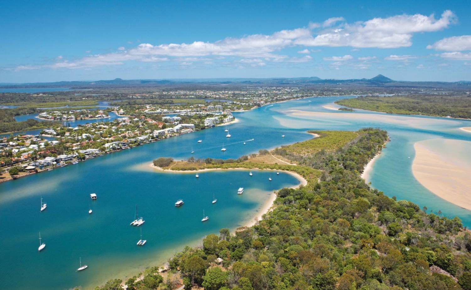 Queensland’s Sunshine Coast Top Tours and Tips | experitour.com