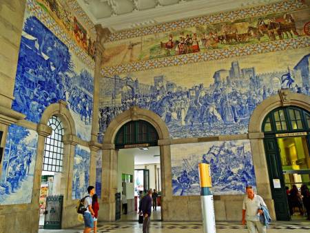 São Bento Railway Station