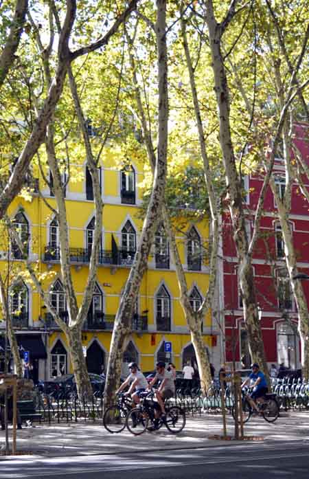 Lisbon 7 Hills, Viewpoints And City Center - Electric Bike Tour