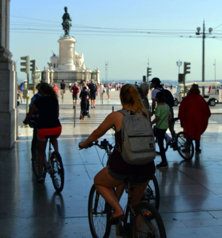 Lisbon 7 Hills, Viewpoints And City Center - Electric Bike Tour
