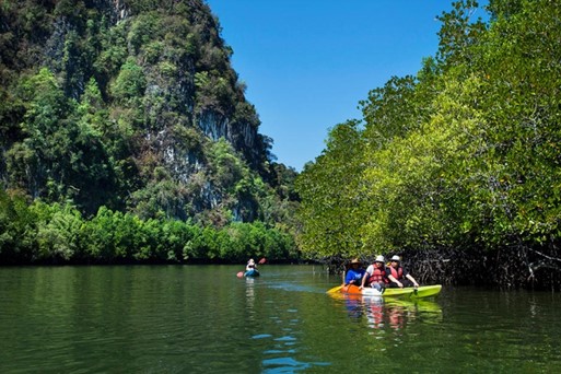 Full Day Kayaking At Ban Bor Thor-Tham Pee Hua Toe-Tham Lod ...