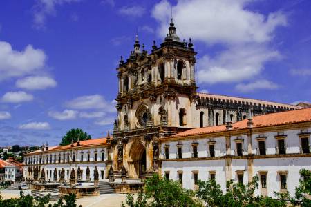 Excursion D’Une Journée Complète À Óbidos, Alcobaça, Batalha, Fátima Et Nazaré De Lisbonne