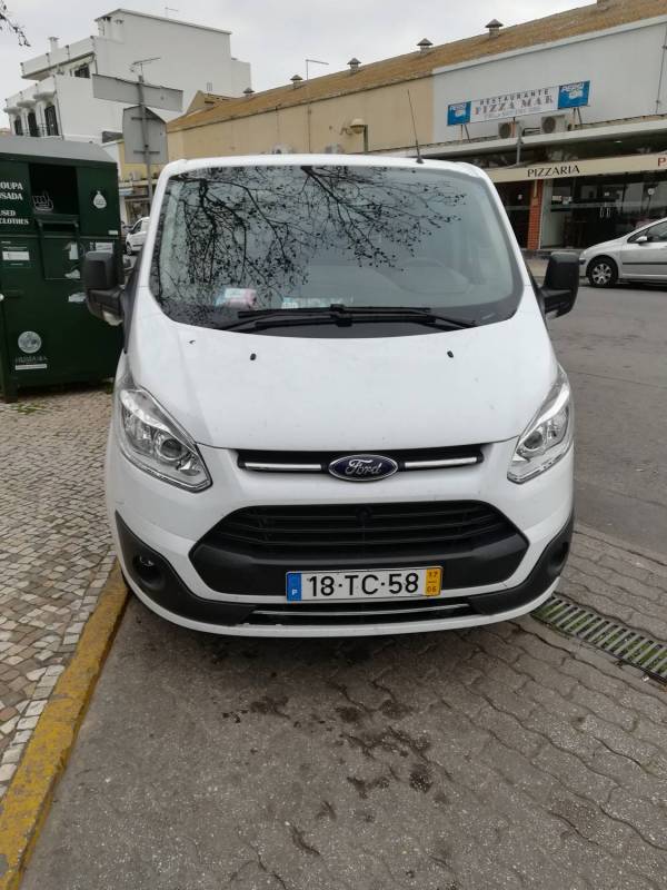 Private transfer from Olhão to Seville
