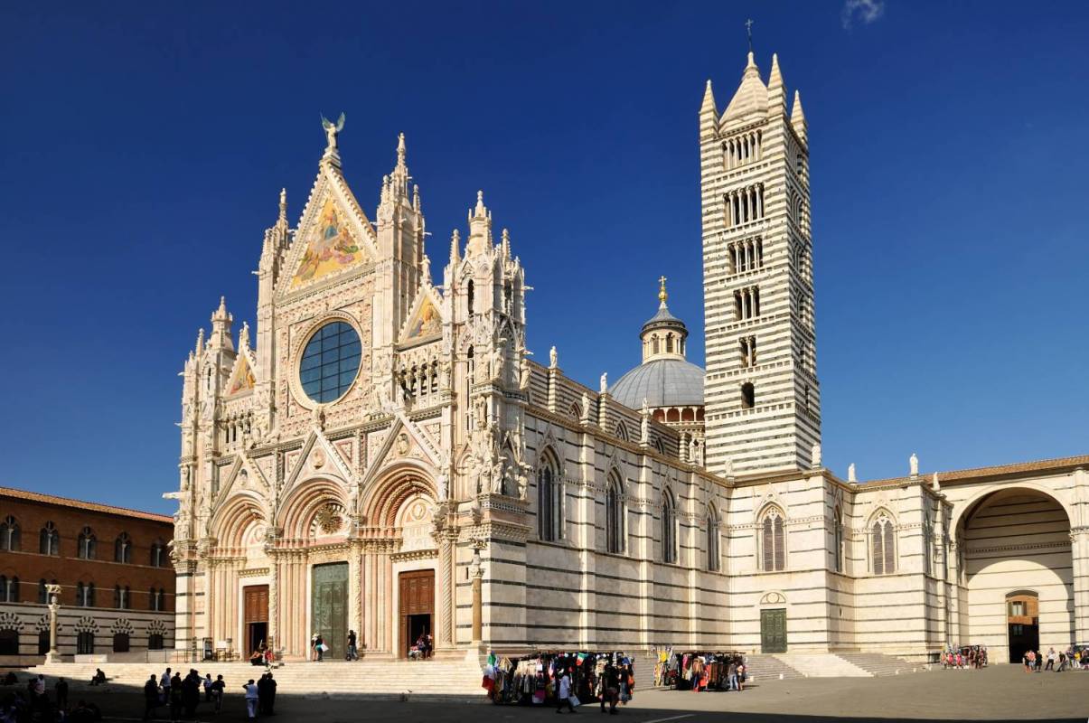 A Special Day In Tuscany: Pisa, Siena And San Gimignano