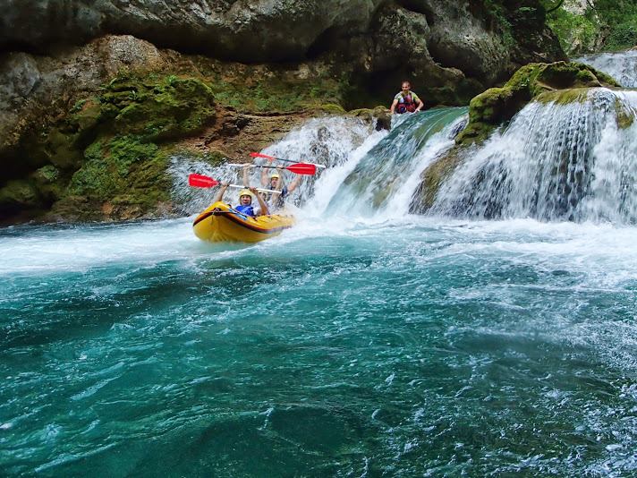 Kayaking Canyon Mreznica