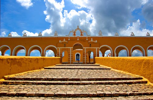 Incroyable Izamal Spectacle Son Et Lumière
