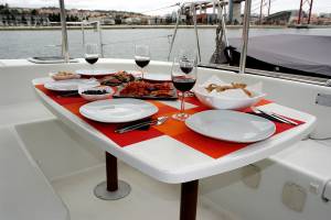 An informal and relaxed lunch where you’ll be able to savor some of the ingredients of Portugal, a country known for its gastronomy.