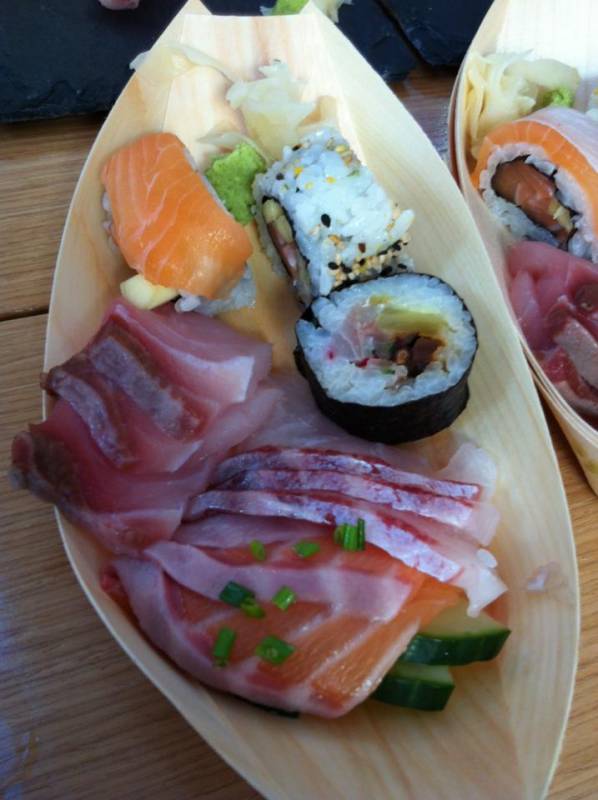 Sail And Sushi Tour - A Fantastic Leisurely Experience