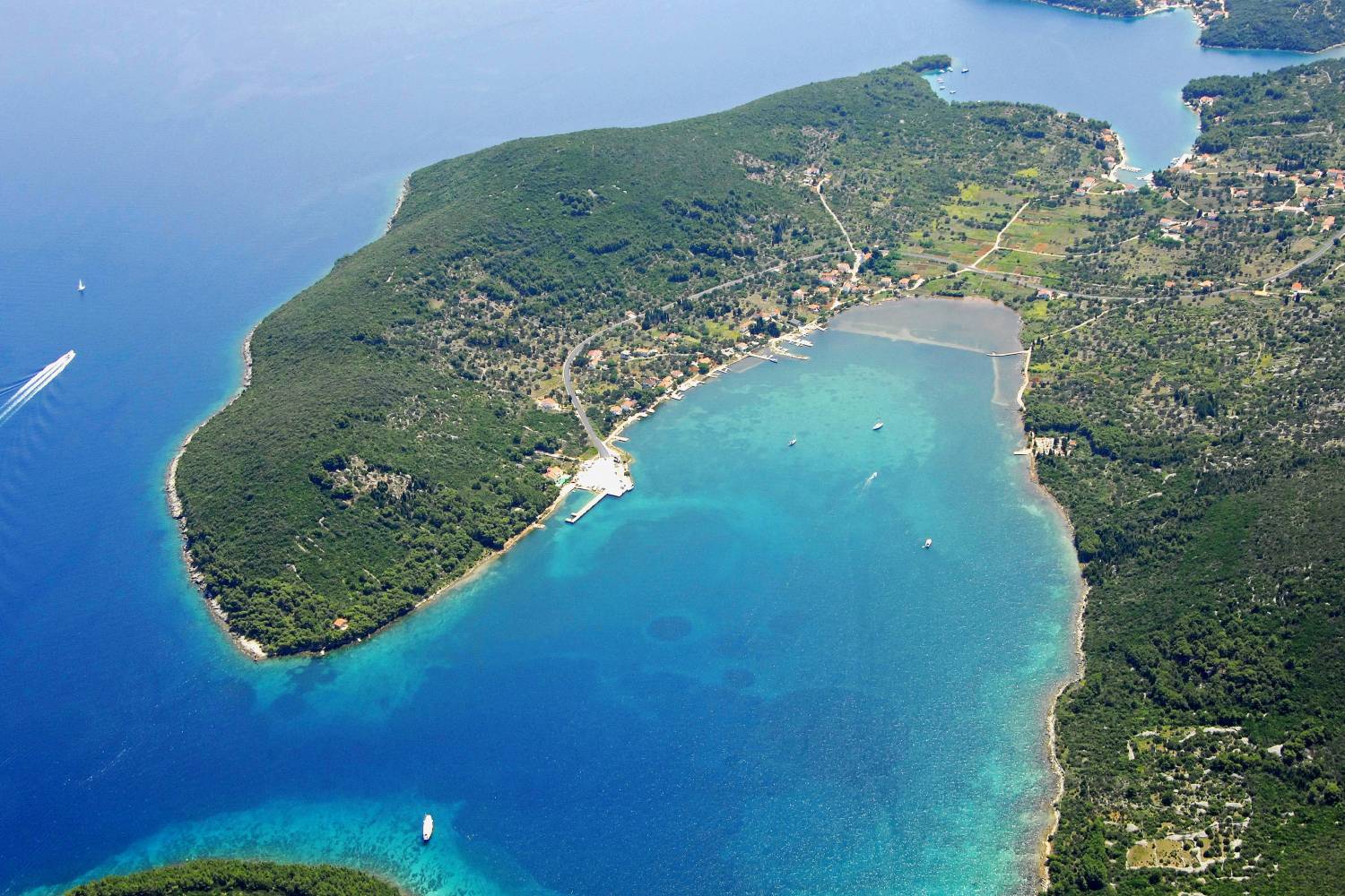 Brbinj Top Tours and Trips | experitour.com