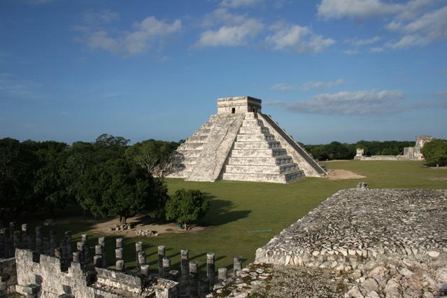 Chichén Itzá, Cenote Ikkil, Izamal Experiências Inesquecíveis