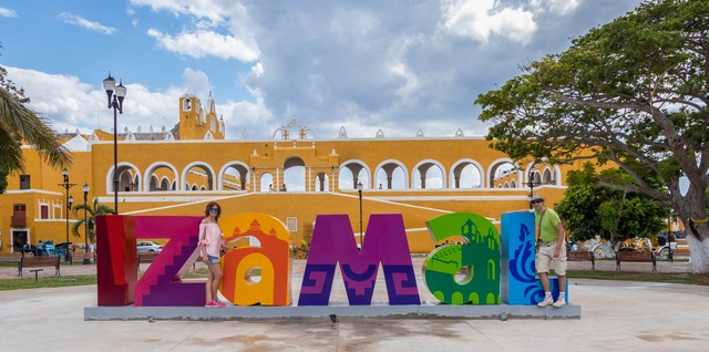 Incrível Izamal Show De Luz E Som