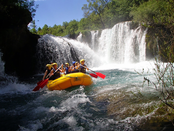 Kayaking Canyon Mreznica