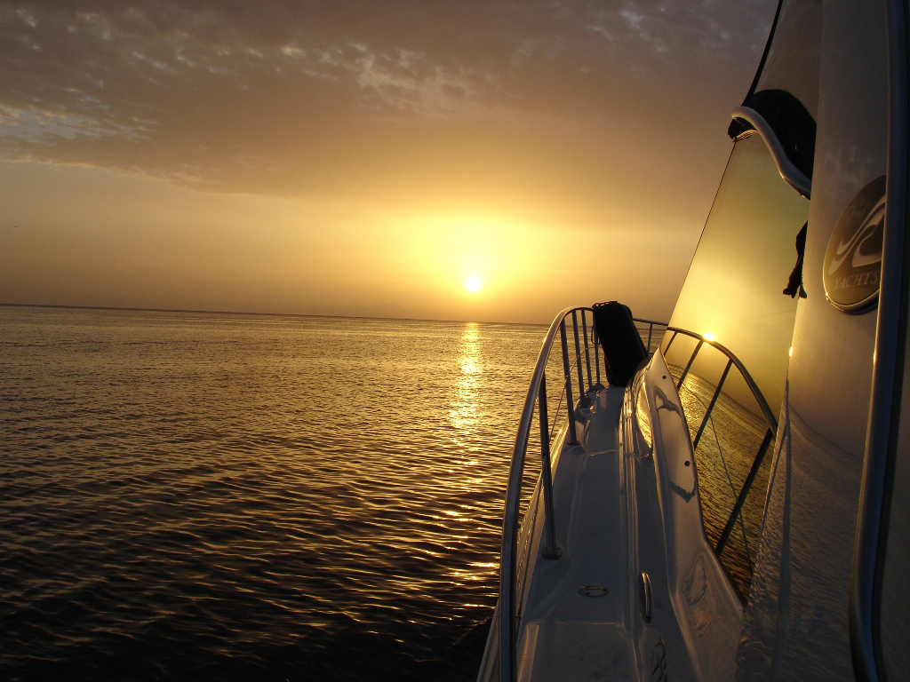 sunset yacht tour