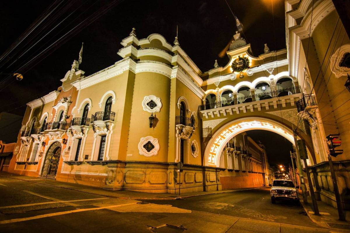 5 Fantastic Days In Guatemala, Departing From Merida, Mexico