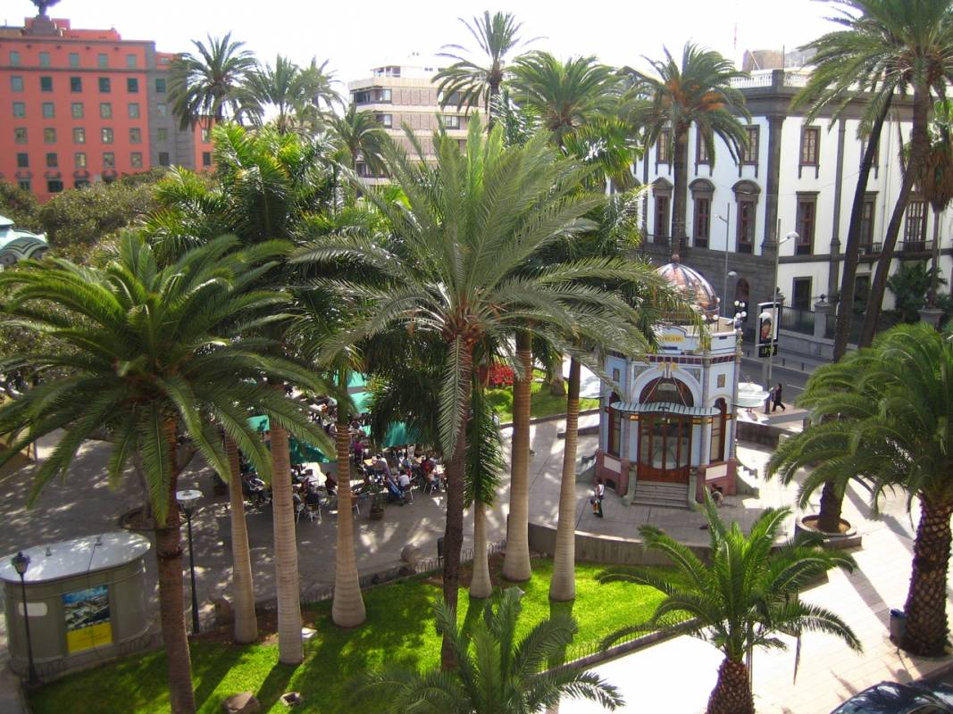 Las Palmas and Botanical Garden and Volcano