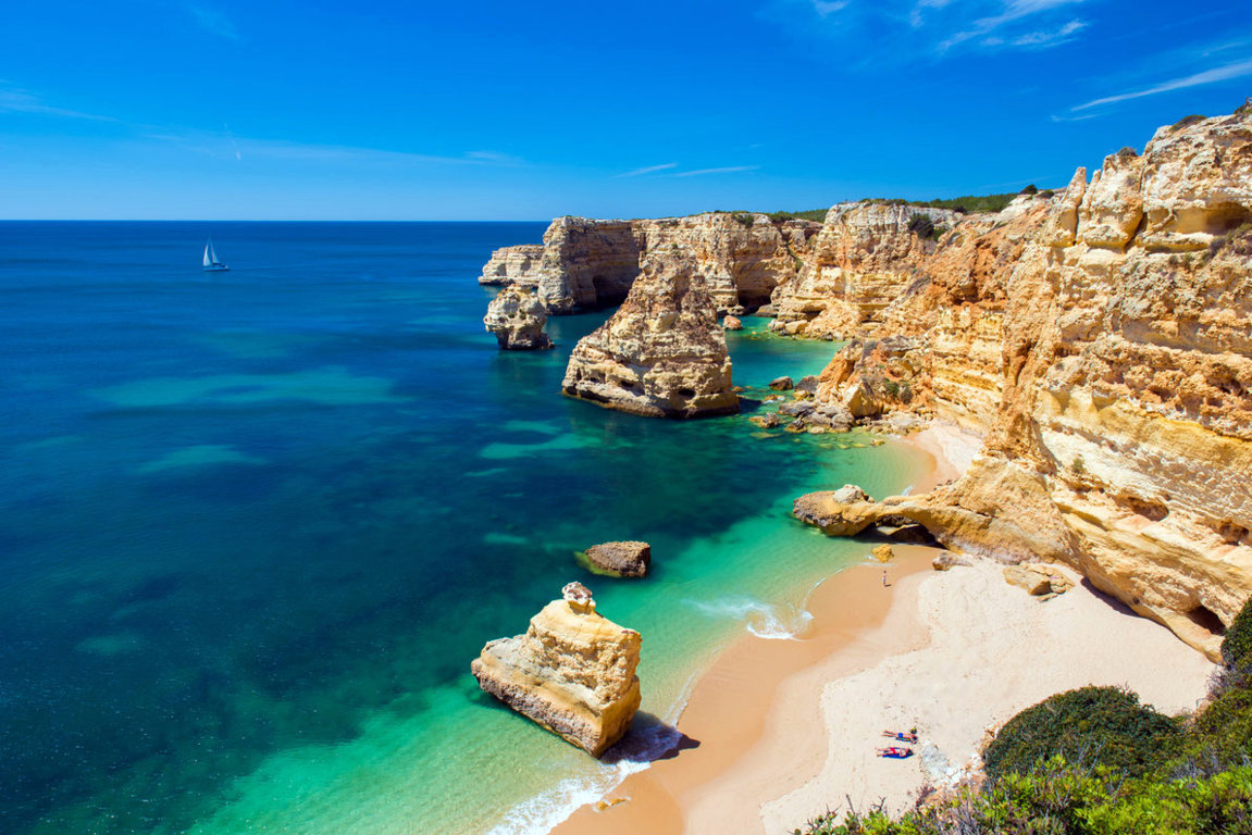Tour To The Beach Of Marinha And Grotto Of Benagil Departing From Portimão
