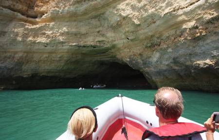 1H45 Benagil Caves Boat Tour From Portimão