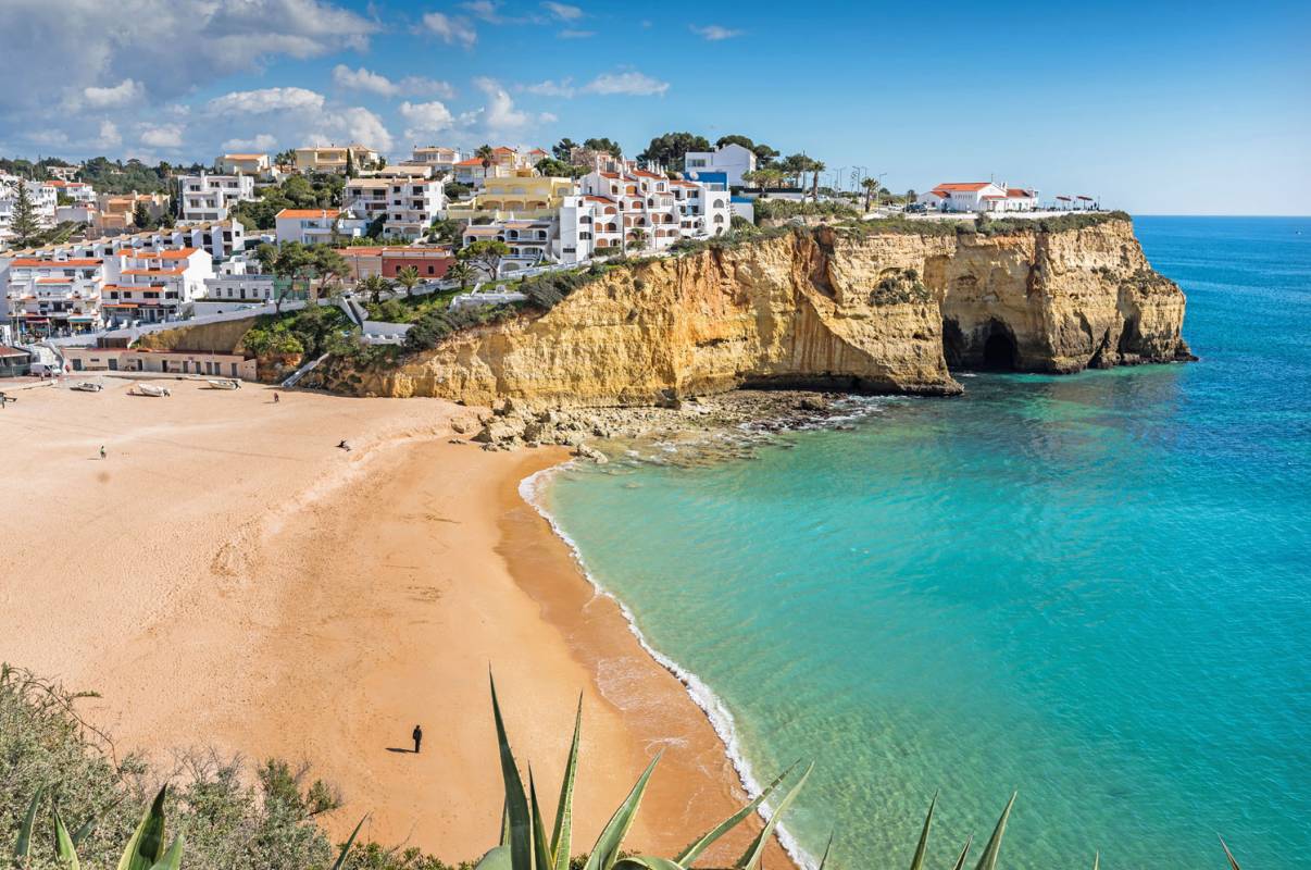 Airport Transfer From Faro To Carvoeiro / Silves