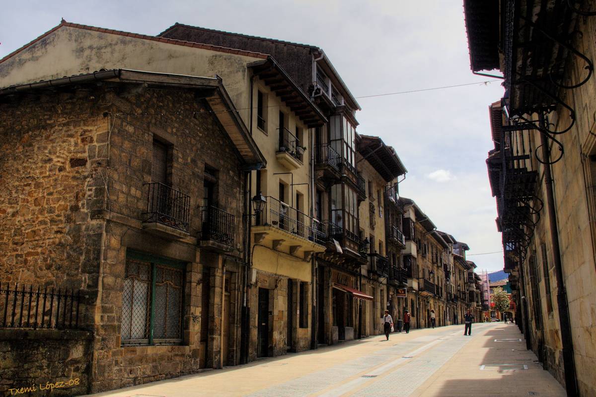Elorrio, Oñati and Sactuary Of Aranzazu Half Day Tour