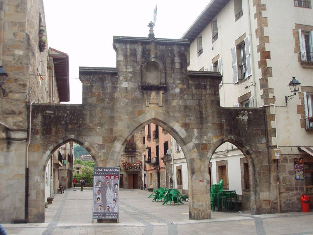 Elorrio, Oñati and Sactuary Of Aranzazu Half Day Tour