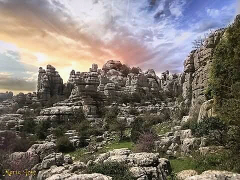El Torcal And Dolmens With Aperitif