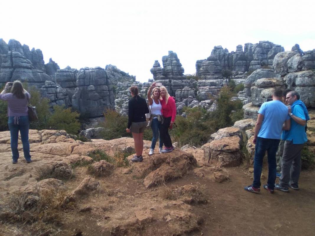 El Torcal And Dolmens With Aperitif