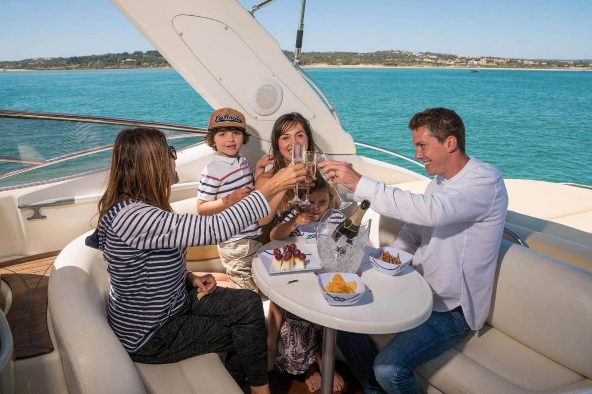 Half Day Lagos Yacht Charter (3,5H - Morning)