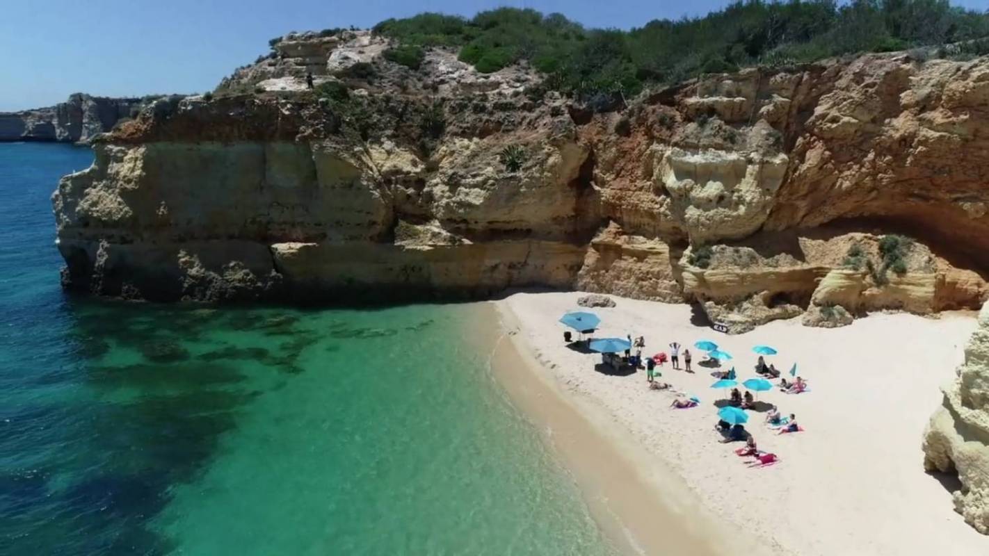 Bbq Trip To Benagil - Catamaran Mara Departing From Albufeira