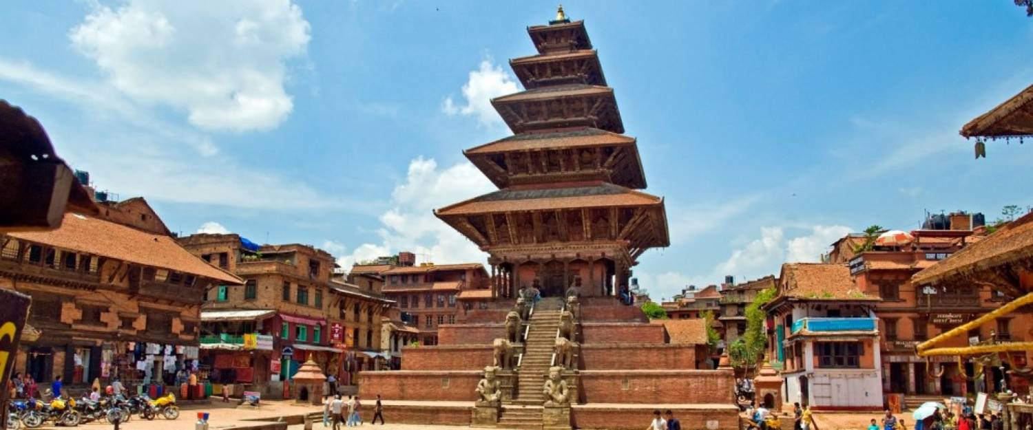 Private Tour To Nagarkot Sunrise and Bhaktapur Durbar Square