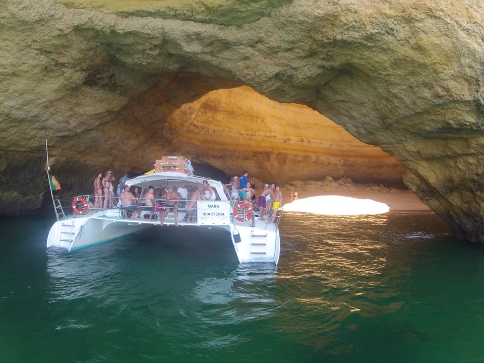 Bbq Trip To Benagil - Catamaran Mara Departing From Albufeira