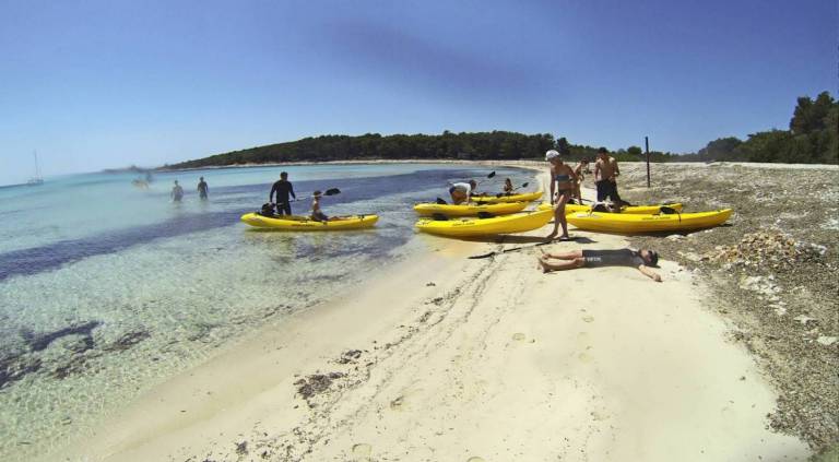 kayak tour dugi otok