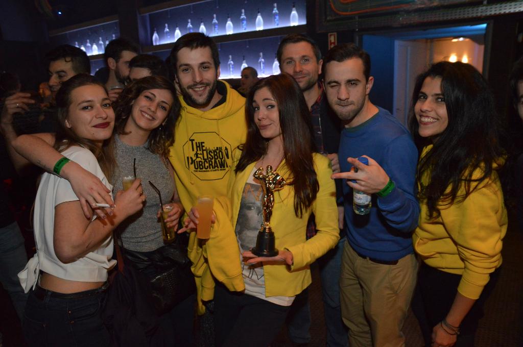 Pub Crawl In Lisbon With Local Guide