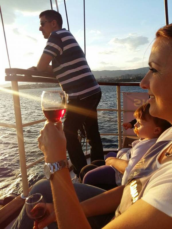 From Split: Full Day Cruise To Brač & Šolta Islands With Lunch