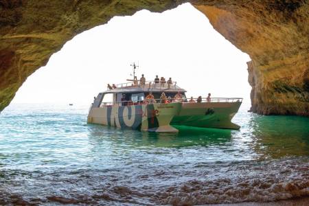 Catamaran Tour To The Benagil Caves From Albufeira