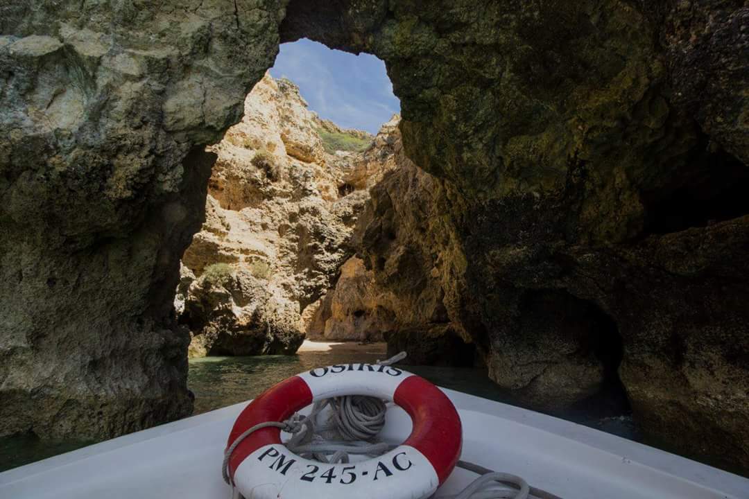 Tour Of Sailboat To Benagil With Entry In The Caves