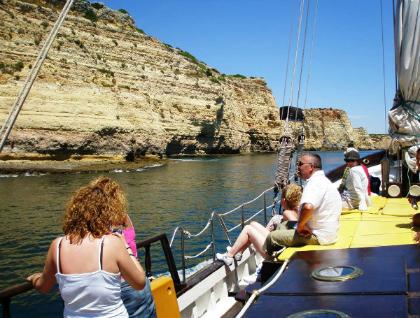 Unforgettable Tour To Ponta Da Piedade In Sailboat, Departing From Portimão