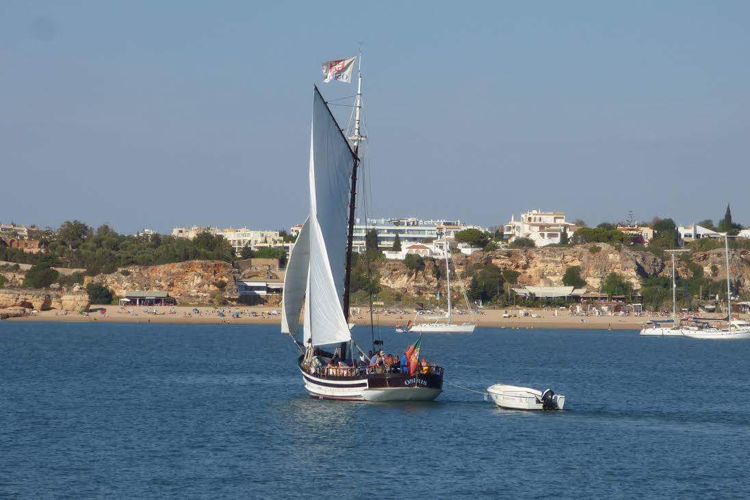 Unforgettable Tour To Ponta Da Piedade In Sailboat, Departing From Portimão