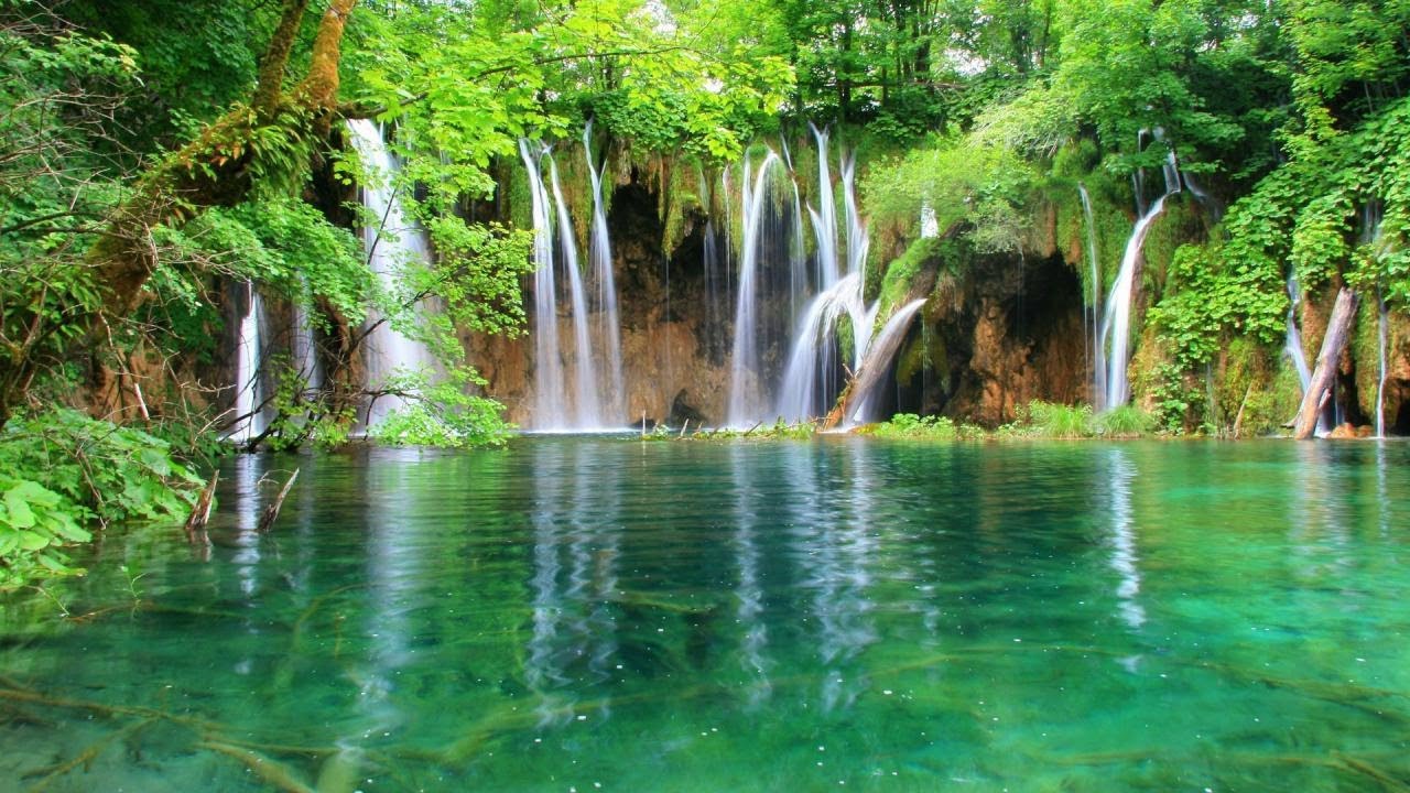Plitvice Lakes Day Trip From Zagreb