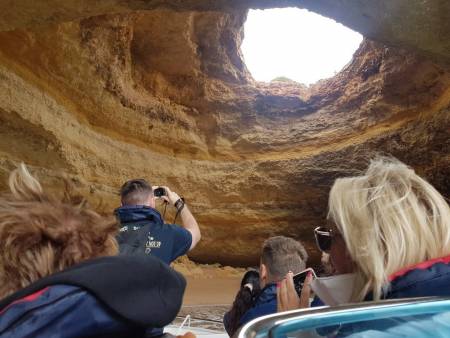 Besuch Der Höhlen Zwischen Portimão Und Benagil