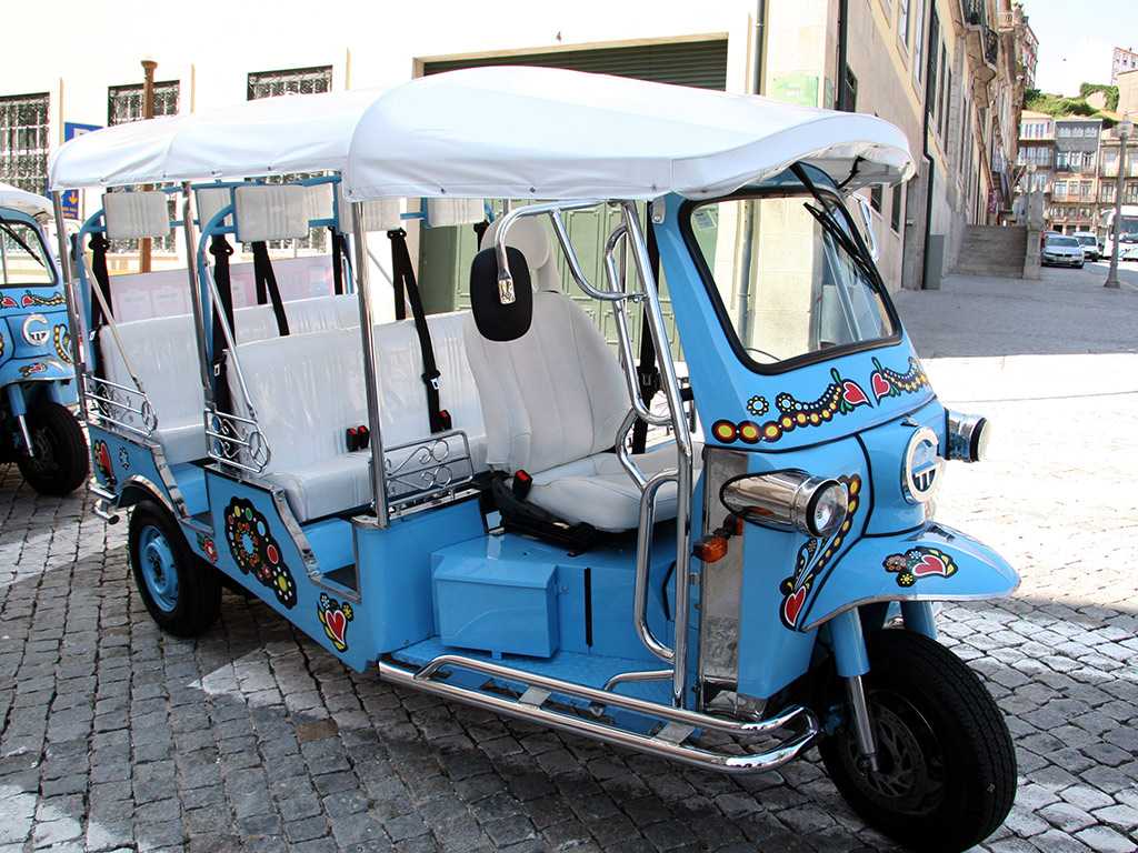 Tuk Tuk Porto Barroco