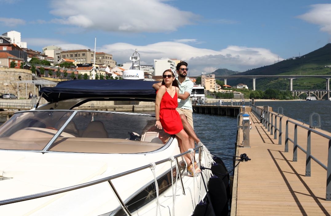 Porto: Full-Day Tour To The Douro River With Boat Tour, Wine Tasting And Lunch