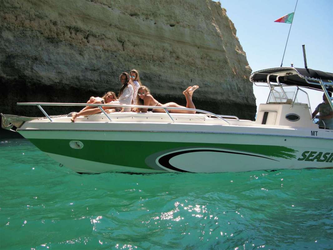 2-Hour Boat Tour For Photography In The West Coast Of Algarve