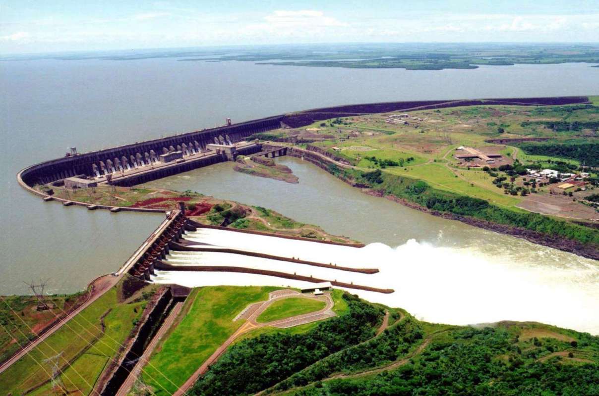 Small-Group Excursion To Iguazu Falls And Itaipu Dam In Brazil